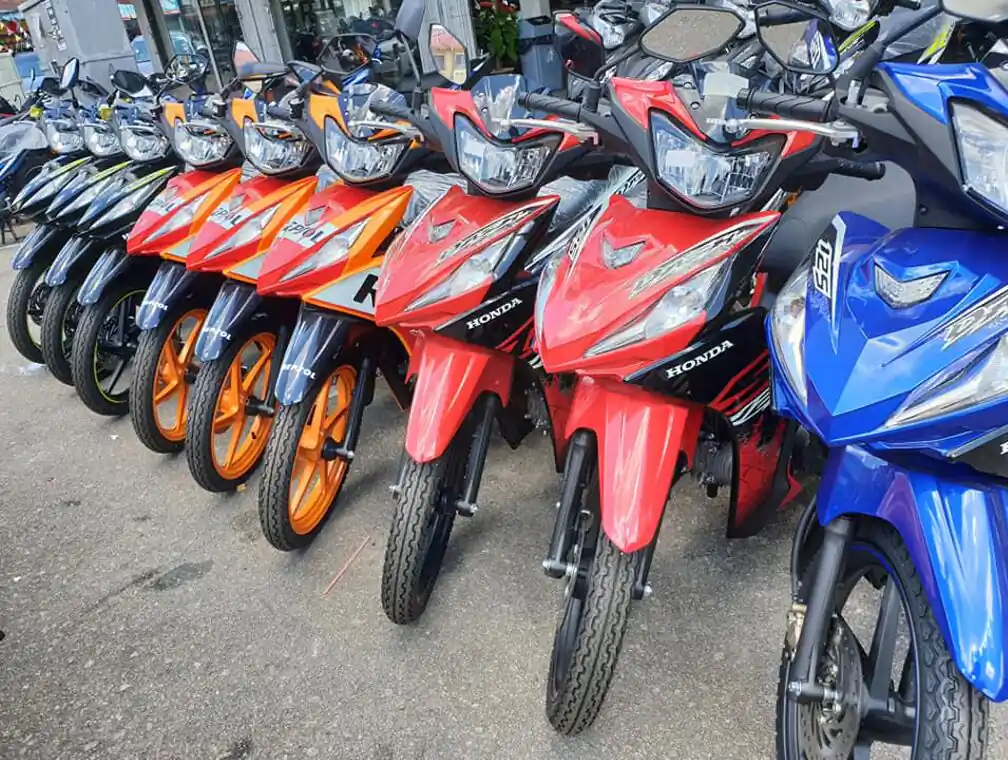 Motorcycles lined up on the showroom floor at Lian Fatt Motor, Ulu Tiram